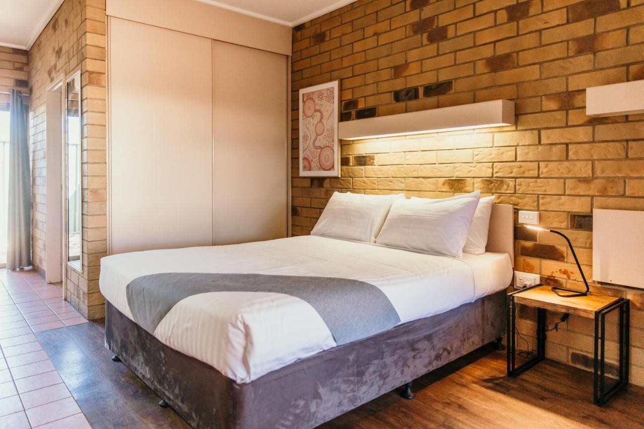 Abacus Motel Маунт-Айза Екстер'єр фото