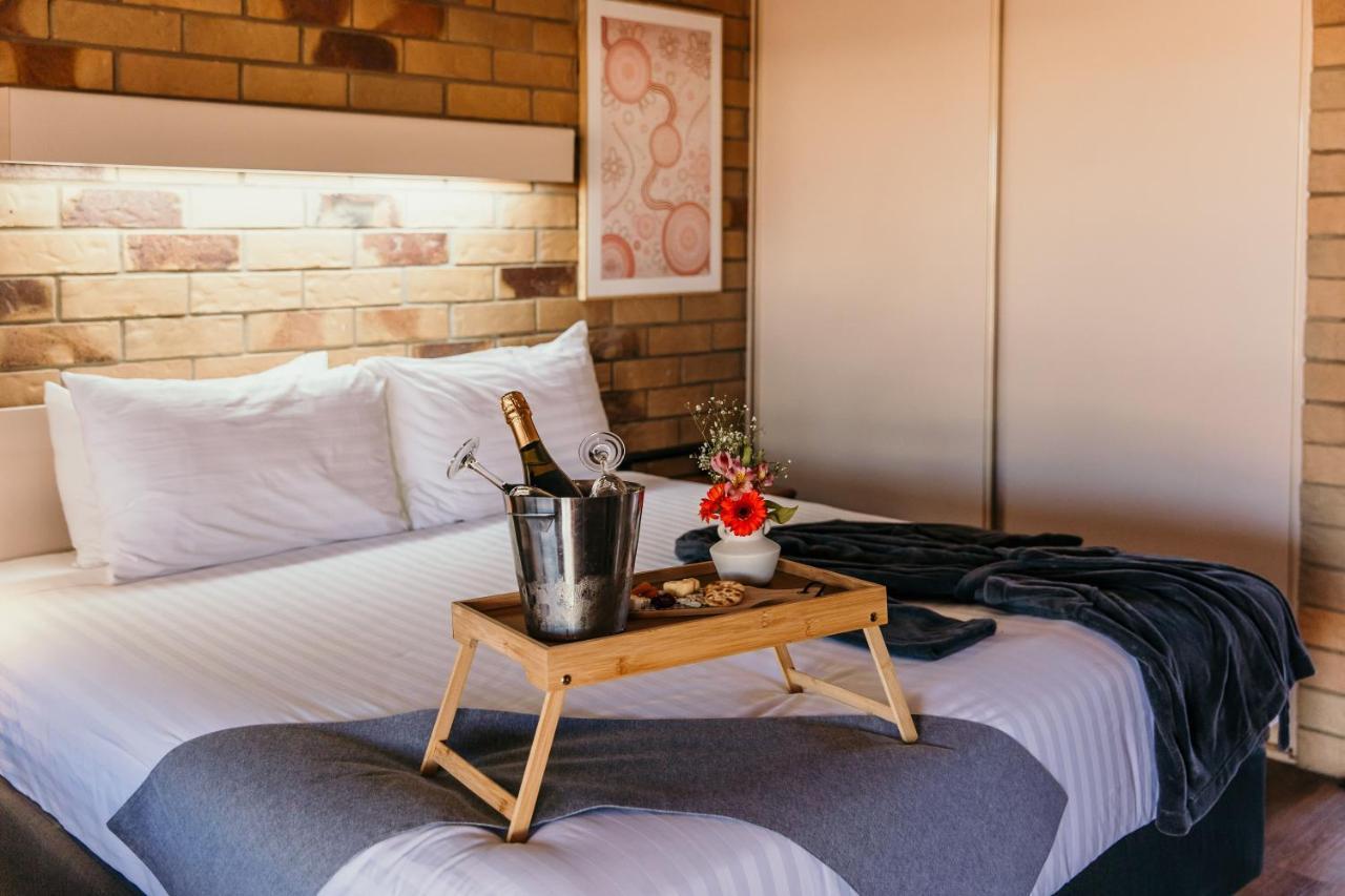 Abacus Motel Маунт-Айза Екстер'єр фото