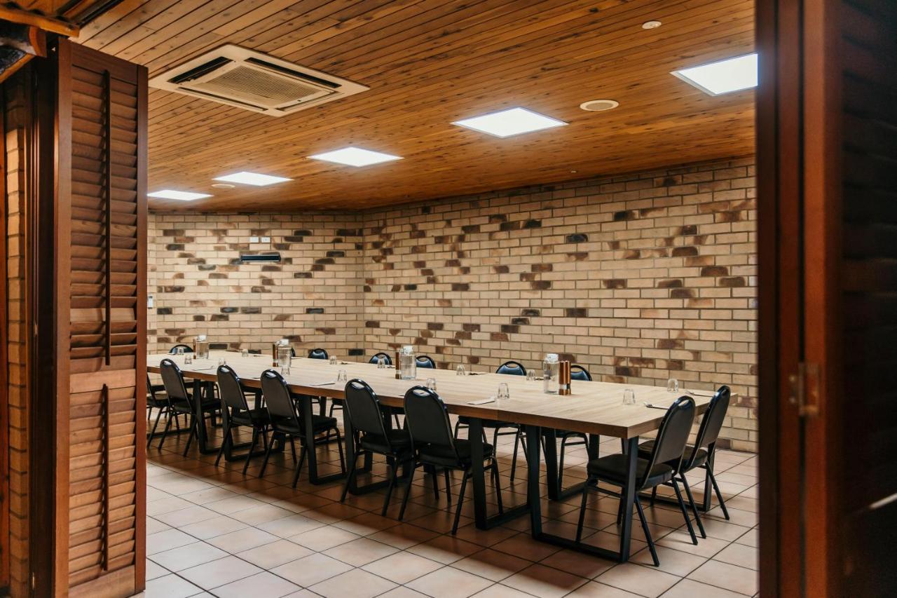 Abacus Motel Маунт-Айза Екстер'єр фото
