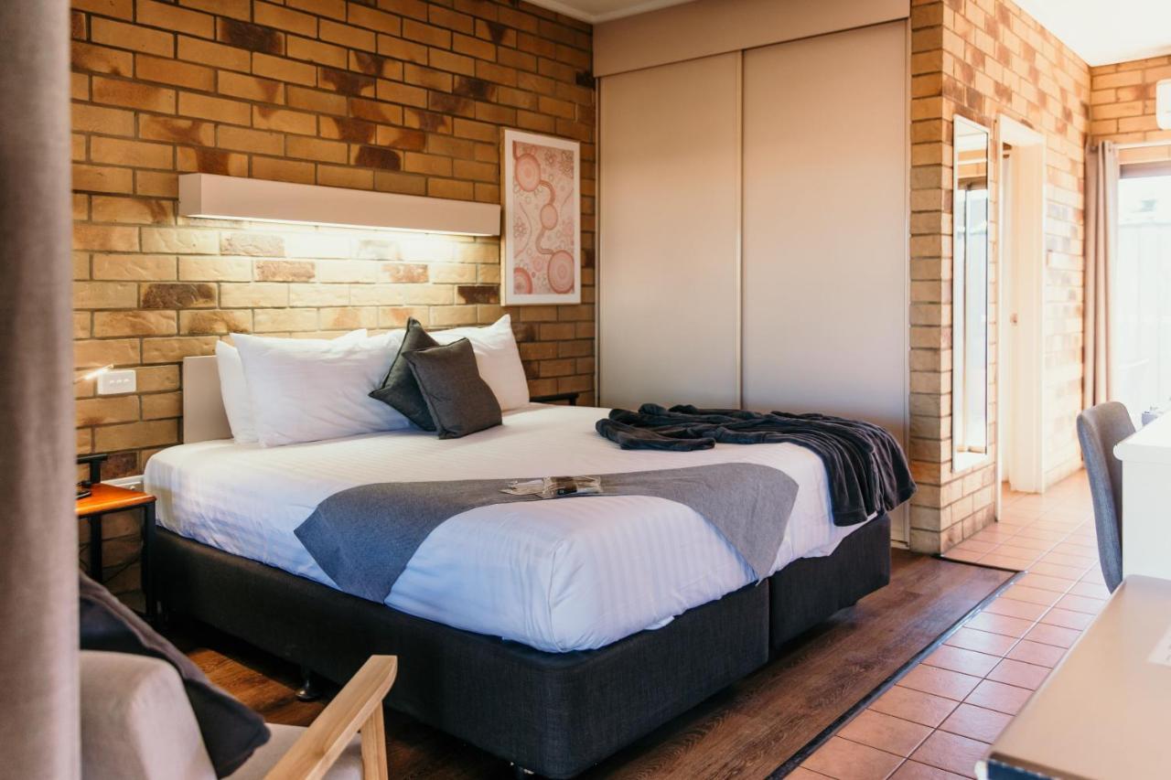 Abacus Motel Маунт-Айза Екстер'єр фото